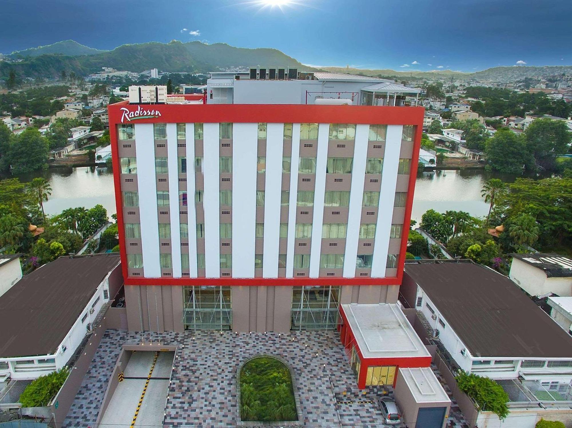 Radisson Hotel Guayaquil Exterior foto